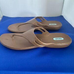 Oka-B Women's Flip Flops - Brown Arc Support Massaging Thong